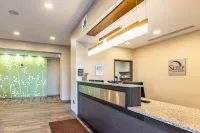 Sleep Inn & Suites Mt Hope Near Auction & Event Center Hotel di Paint Township