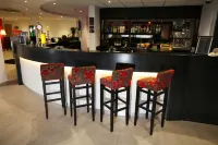 Ramada by Wyndham Wakefield Hotels in Newmillerdam