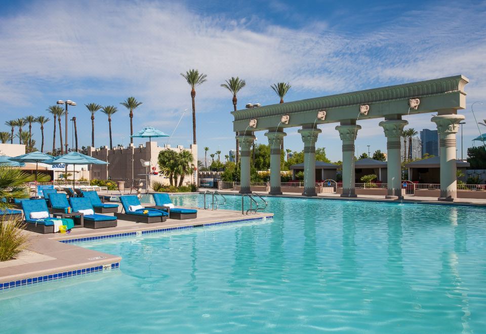 3. 룩소르 라스베이..