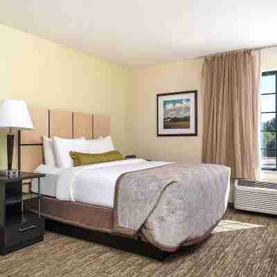 Candlewood Suites Bloomington Rooms