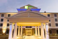 Holiday Inn Express & Suites Aiken