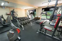 Irazú Hotel & Studios - Gym
