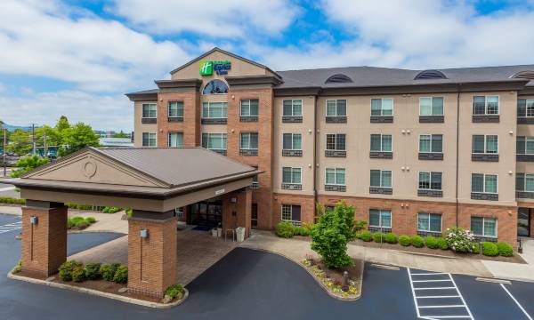Holiday Inn Express & Suites Eugene Downtown - University by IHG