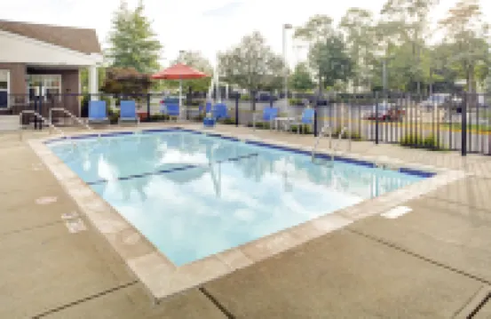 Birch Hills Suites - Blue Ash