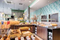 Leonardo Hotel Zurich Airport - breakfast