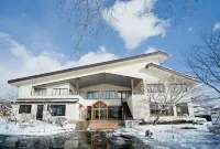 Holiday House Green Garden Hotels in Gujo