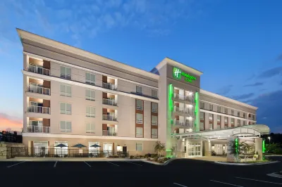 Holiday Inn & Suites ARDEN - ASHEVILLE AIRPORT by IHG Hotels in Fletcher