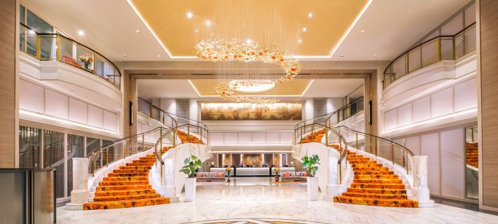 Royal Plaza on Scotts Hotels in Singapore