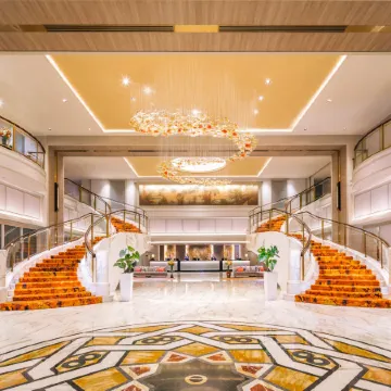 Royal Plaza on Scotts Отели рядом с достопримечательностью «Орчард»