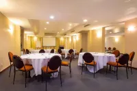 Quality Hotel Ambassador Perth - Business