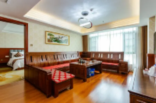 三都スイ族自治県耀鵬ホテル