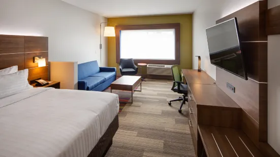 Holiday Inn Express & Suites Terrace