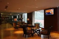 Radisson Blu Plaza Delhi - С тренажерным залом