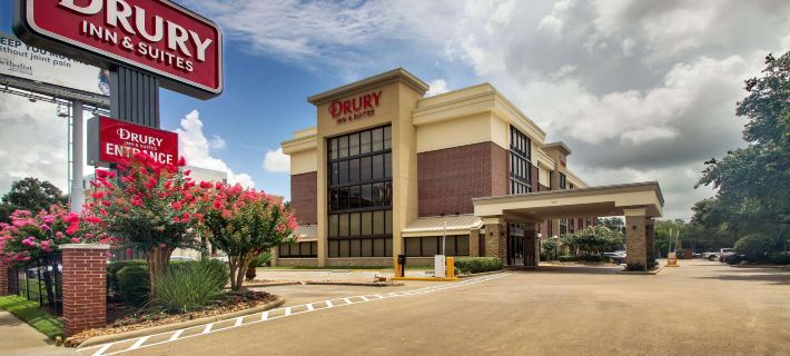 Drury Inn & Suites Houston Galleria Hotels in Houston