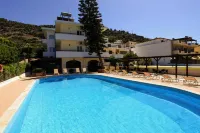 Iraklis Apartments Hotels in Stalida
