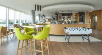 Holiday Inn London - West