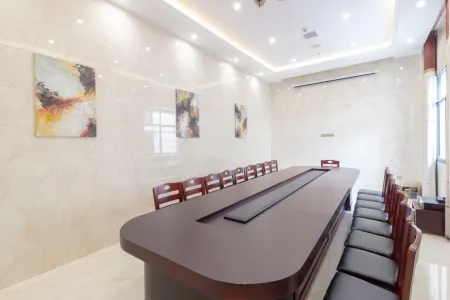 Helin Boutique Hotel Отели в г. Ифэн