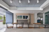B32 Apartment Hotels in Samut Prakan