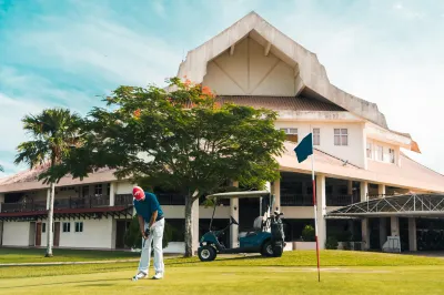 Kuala Terengganu Golf Resort by Ancasa Hotels & Resorts Hotel a Batu Rakit