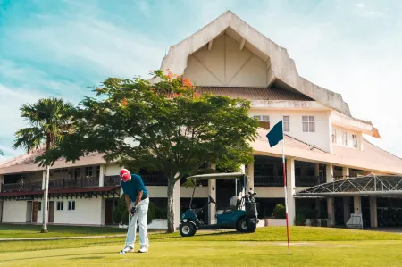 Kuala Terengganu Golf Resort by Ancasa Hotels & Resorts Отели в г. Batu Rakit