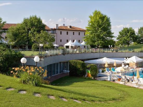 10 Best Hotels near Golf Club Ca' Amata, Castelfranco Veneto 2023 | Trip.com