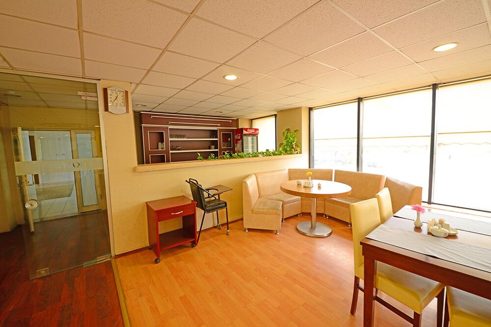 Abaylar Hotel