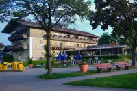 Hotel Schlossblick Chiemsee Hotels in Eggstatt