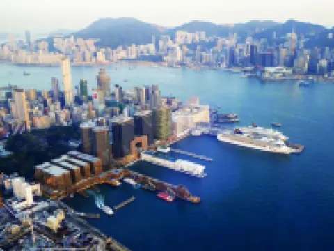 Paris Guest House (E4, 10/F)