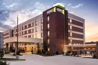 Home2 Suites by Hilton College Station Hotel di College Station