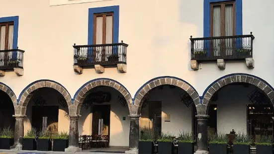 ホテル カーサ デ ラ アウディエンシア