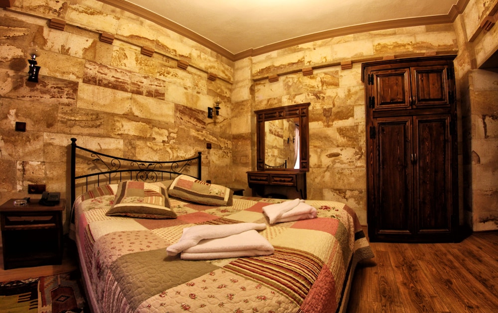 Akuzun Hotel