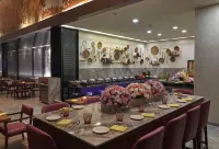 威萬塔加爾各答 EM 岔路酒店 - 早餐