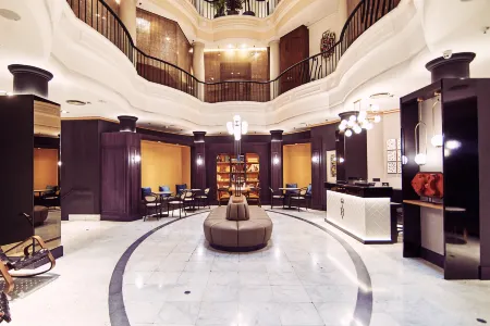 Occidental León Alfonso V Отели в г. Леон