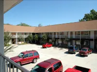 Whits Inn Hotels in Monroe