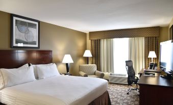 Holiday Inn Express & Suites ST Charles