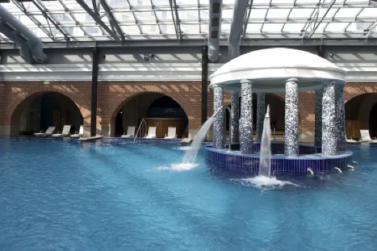 Palace Bridge (Палас Бридж)