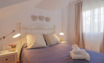 Stylish 2 Bedrooms Menita by La Recepcion
