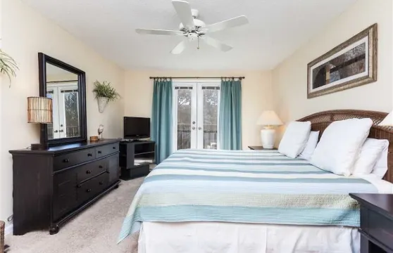 龐特韋德拉克羅尼爾圓環 75 號 - 兩居公寓式客房酒店