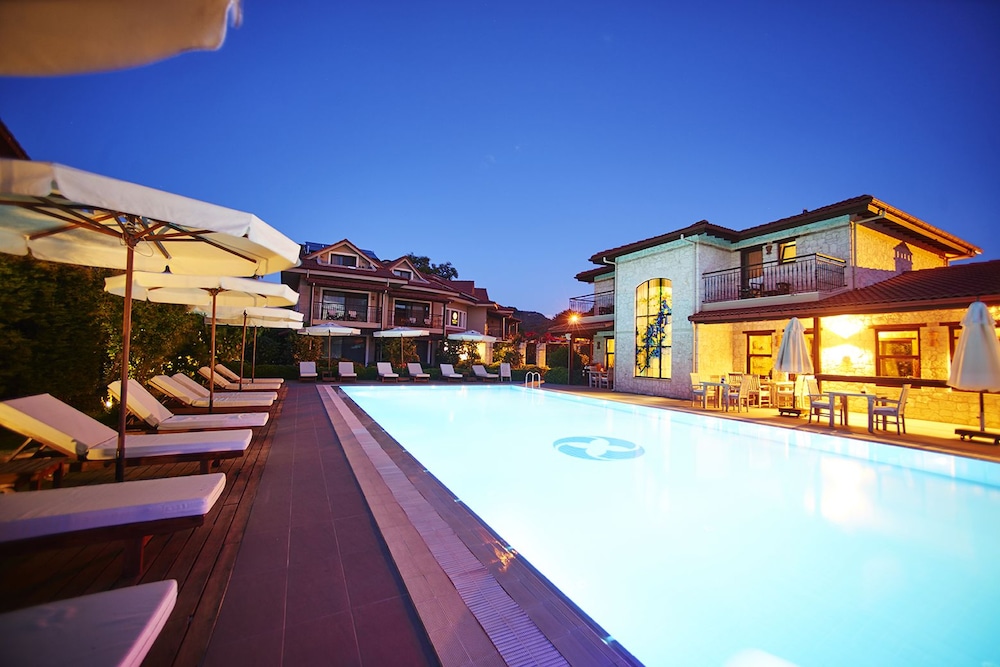 Renka Hotel & Spa