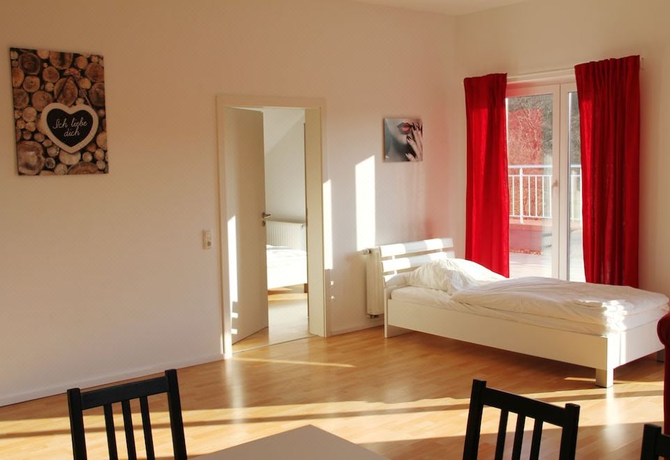 Ferienwohnungen - Apartments Satzvey