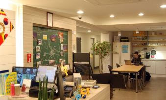 Dongseongro Zero Guesthouse