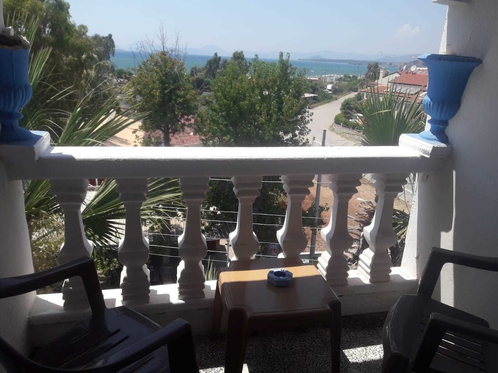 Hera Beach Hotel