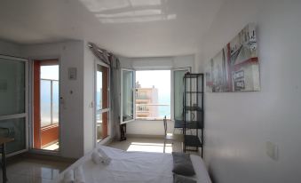 Nice Booking le Kappas Balcon Vue Mer