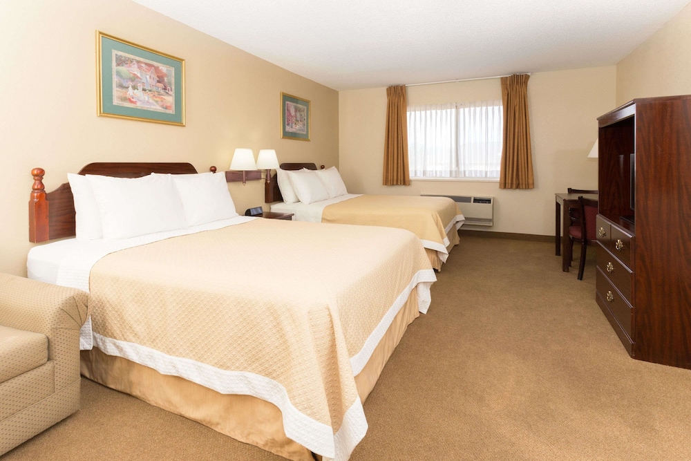 Days Inn by Wyndham Colorado Springs Airport