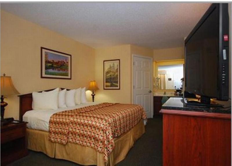 Quality Inn Decatur River City