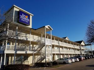 InTown Suites Extended Stay Lewisville TX - East Corporate Drive