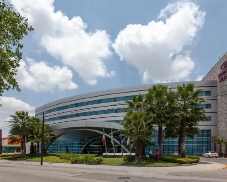 洲際酒店集團旗下的萊昂皇冠假日酒店 萊昂酒店