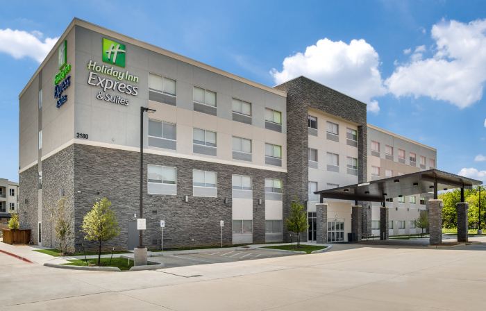 Holiday Inn Express & Suites DENTON SOUTH by IHG