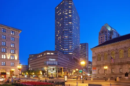 The Westin Copley Place, Boston Отели рядом с достопримечательностью «Boston Latin School»