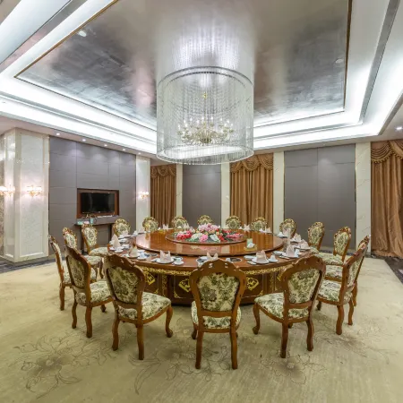 Huatai Hotel